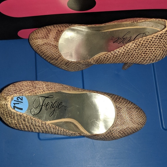 New fergie brown snake skin platform stiletto pump - Picture 2 of 3